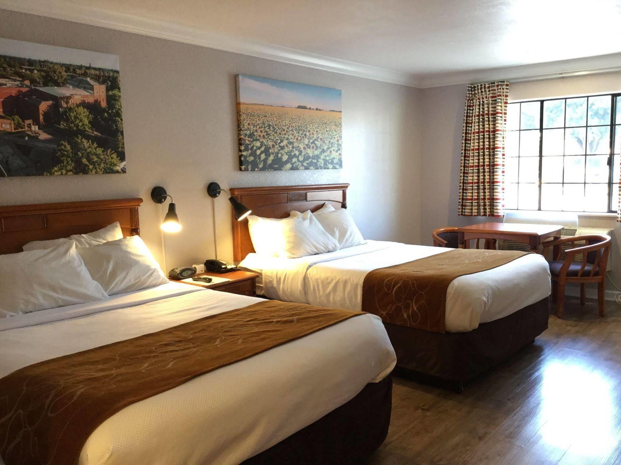 Journey Inn Woodland Buitenkant foto