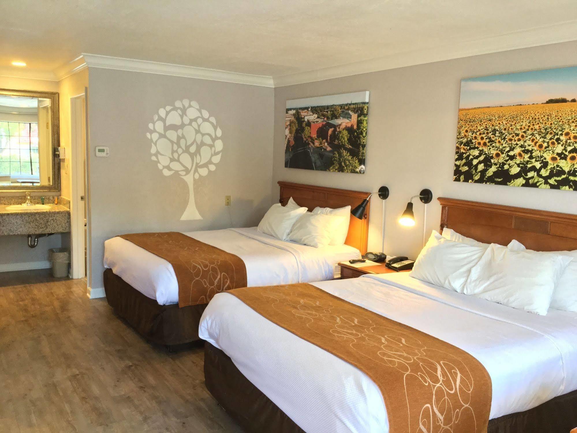Journey Inn Woodland Buitenkant foto